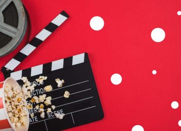 Kino plenerowe przez Klubem Studio