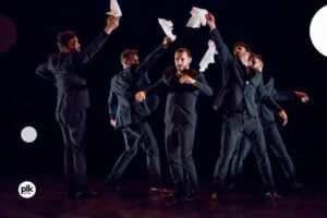 Cie Ruee Des Arts Francja-GARNITUR
